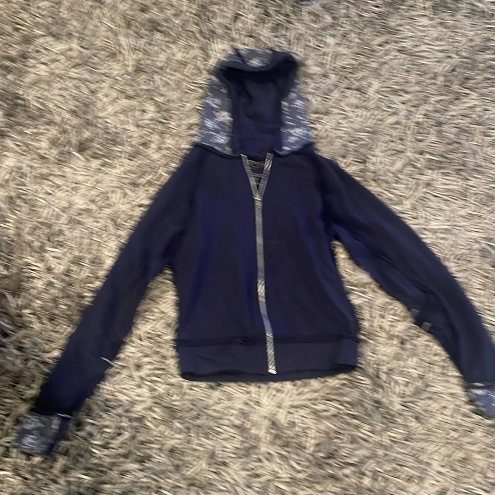 Skull & crossbones hoodie